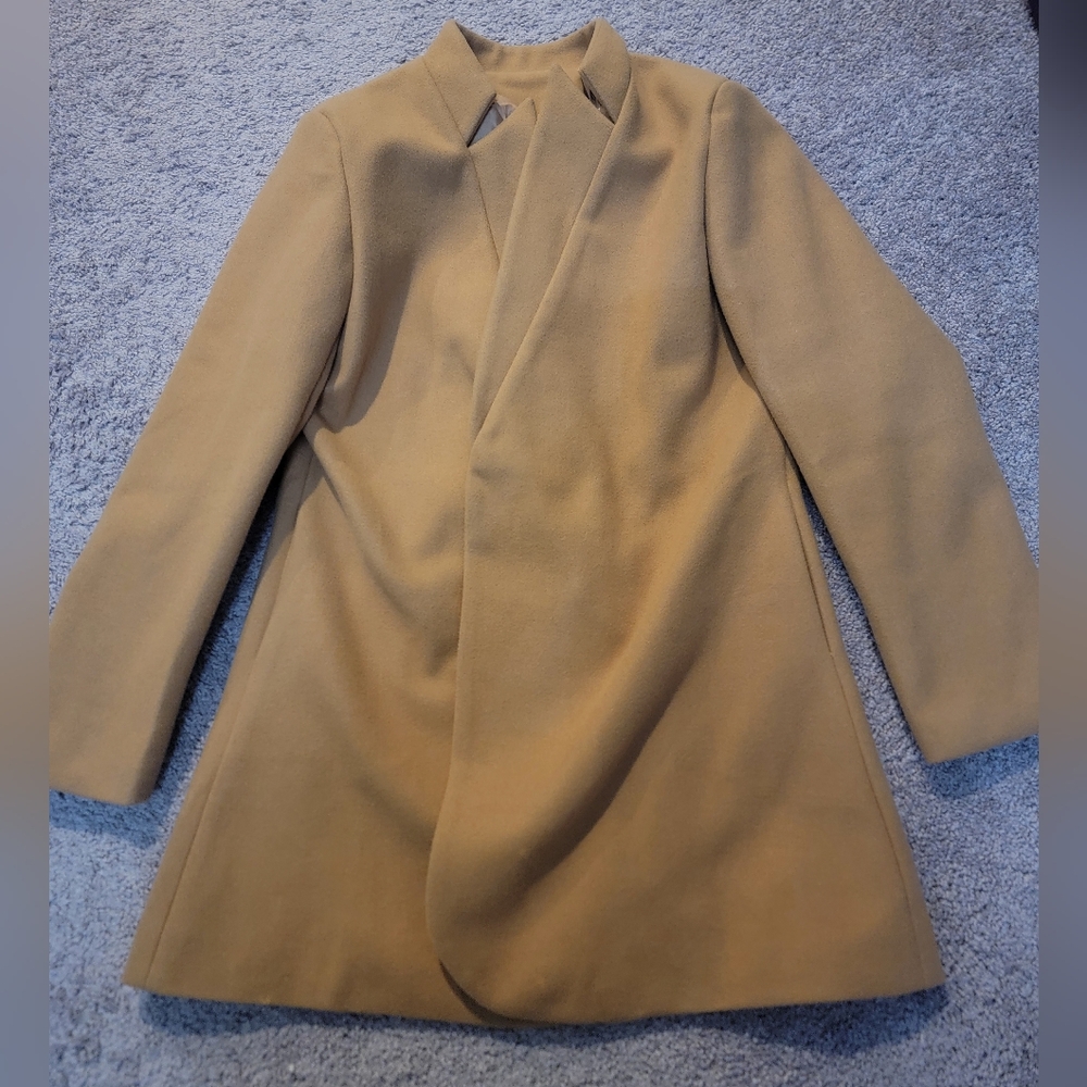 Chic Tan Women's Trench Coat